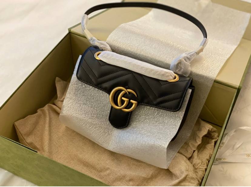 lol62867491's tweet photo. Satisfying #newbag #CHANEL https://t.co/ckf8AlsNvm