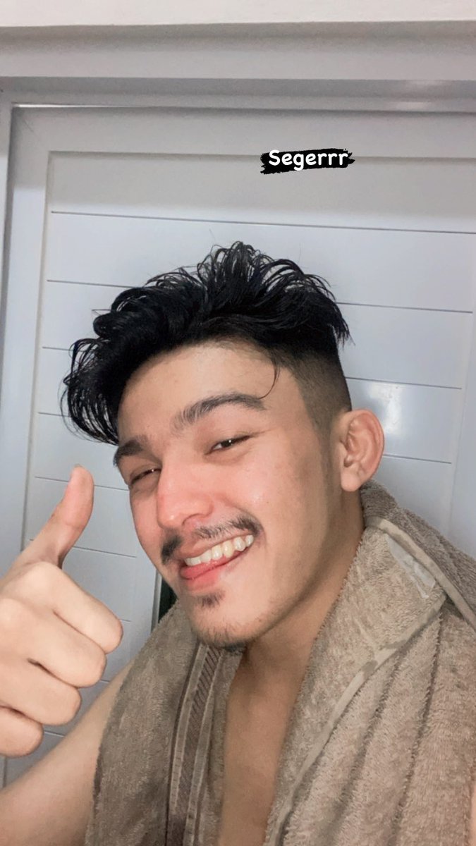 futureprince00's tweet photo. Mandi brg yu 🙄 https://t.co/QQcYkYxD22