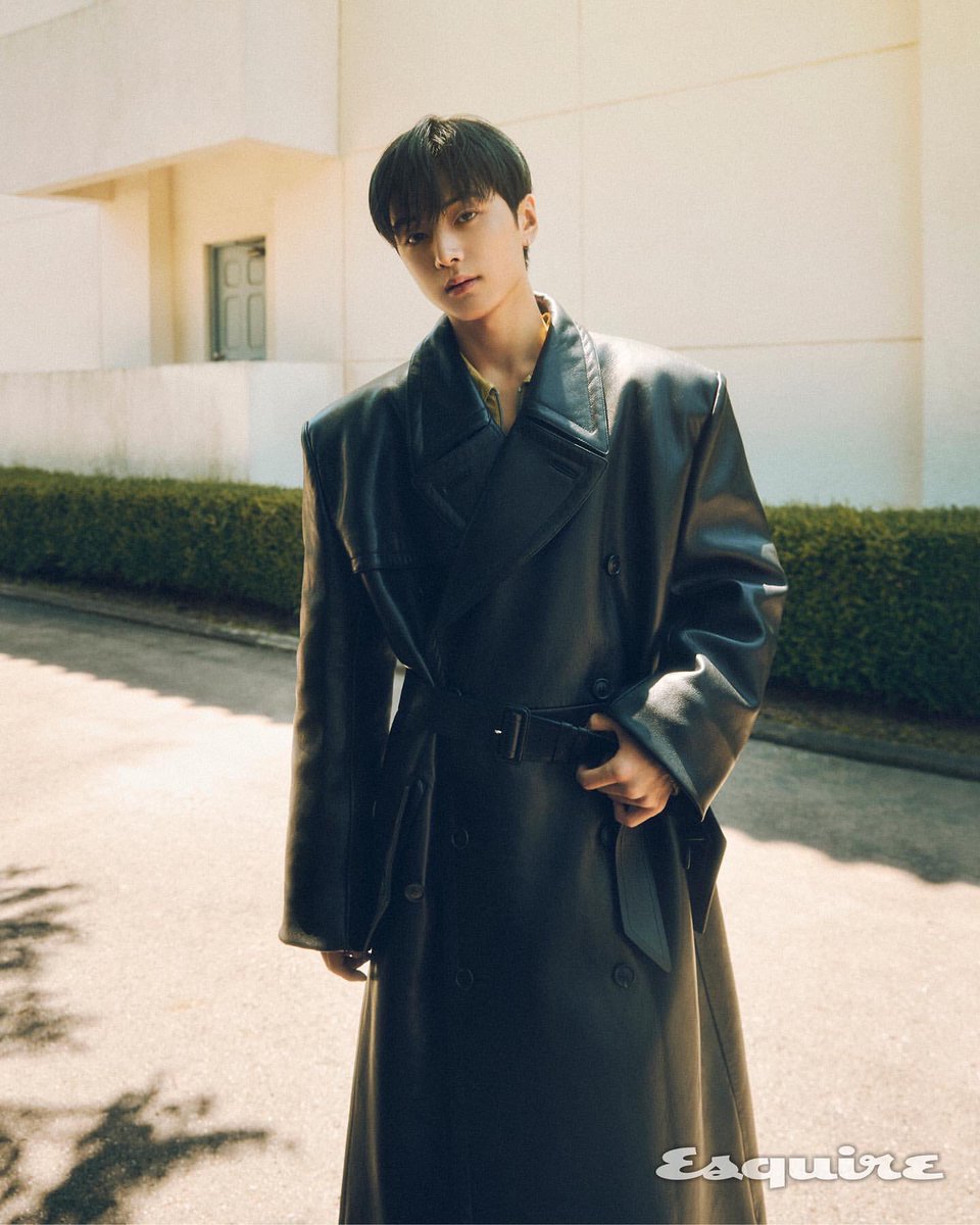 enhypenweverse's tweet photo. [INSTAGRAM] 220831

@/esquire.korea Instagram Update with ENHYPEN

(1/2)

@ENHYPEN_members @ENHYPEN #ENHYPEN #엔하이픈 https://t.co/apcugcJSWc