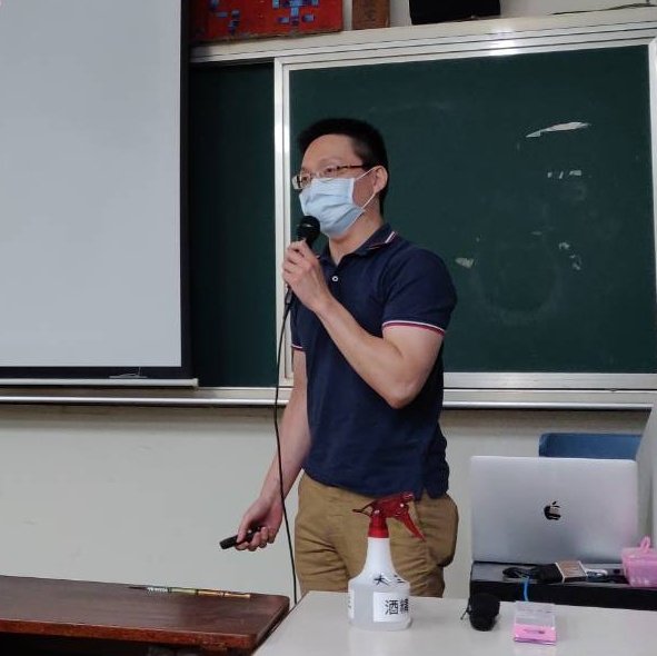 TsyLab's tweet image. Happy to have the first Colletotrichum meeting in National Chung Hsing University. Really enjoy the discussion with other four groups.
#Colletotrichum #fungus
#NationalChungHsinUnversity
#Taiwan