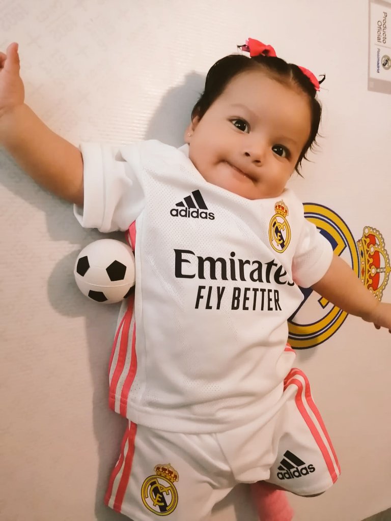 melimedinavar's tweet photo. Felices 3 meses de vida hija mía Te amo 💕  #HalaMadridYNadaMas @realmadrid https://t.co/8jRf3HzIDM