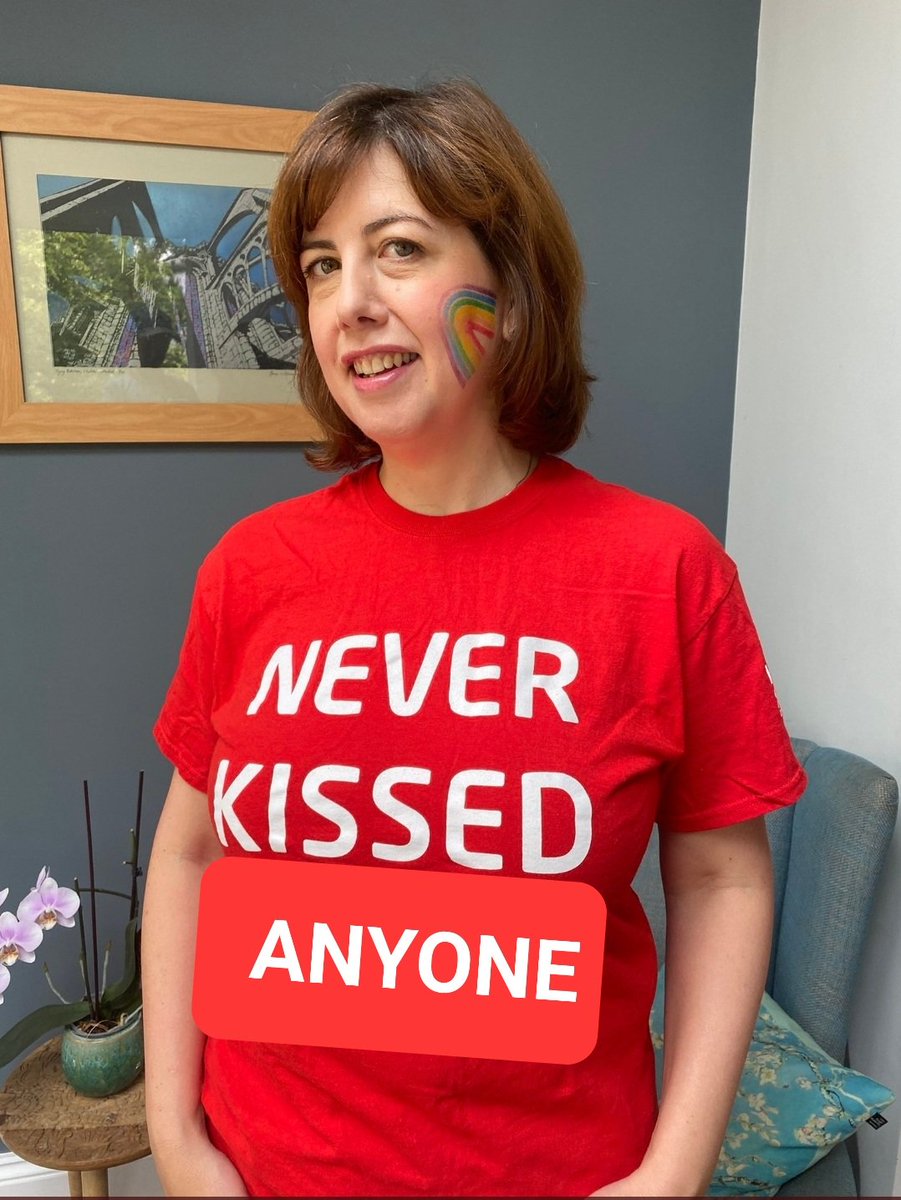 professor_engli's tweet photo. @LucyMPowell @ManchesterPride Quite juvenile https://t.co/1kvdxlE9v4