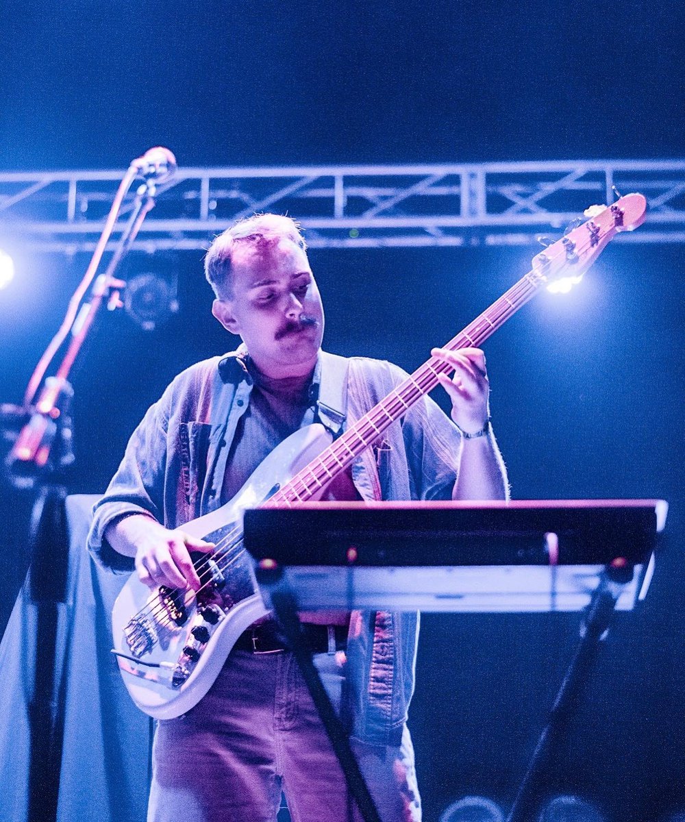 kidcomputerband's tweet image. juuuuuicy lineup this Saturday Sept. 3 @recordBar with @TheSlutsBand @CreepyJingles and yours truly 🍓🍐🍊🥝 last KC show for a minute⁣⁣
⁣
tickets in bio. Doors at 7, we play first. Come as you are. Don’t be late.⁣⁣
⁣
📸: @haleyfleisner