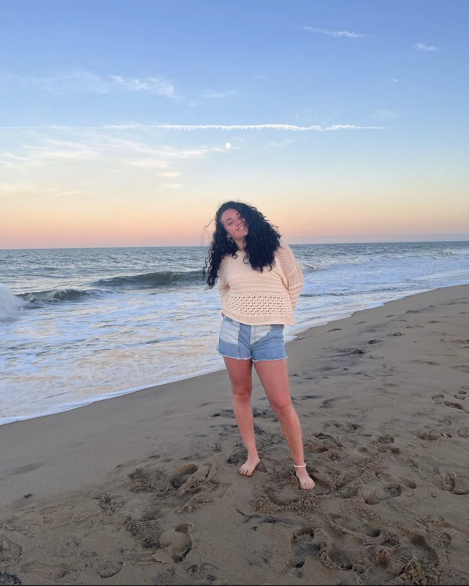 To honor Colette Baine, we have decided to change this week’s football theme to a Purple Out in order to raise awareness for epilepsy. Colette was an outstanding athlete and even better person who was loved by so many in the community. Rest In Peace, Colette💜