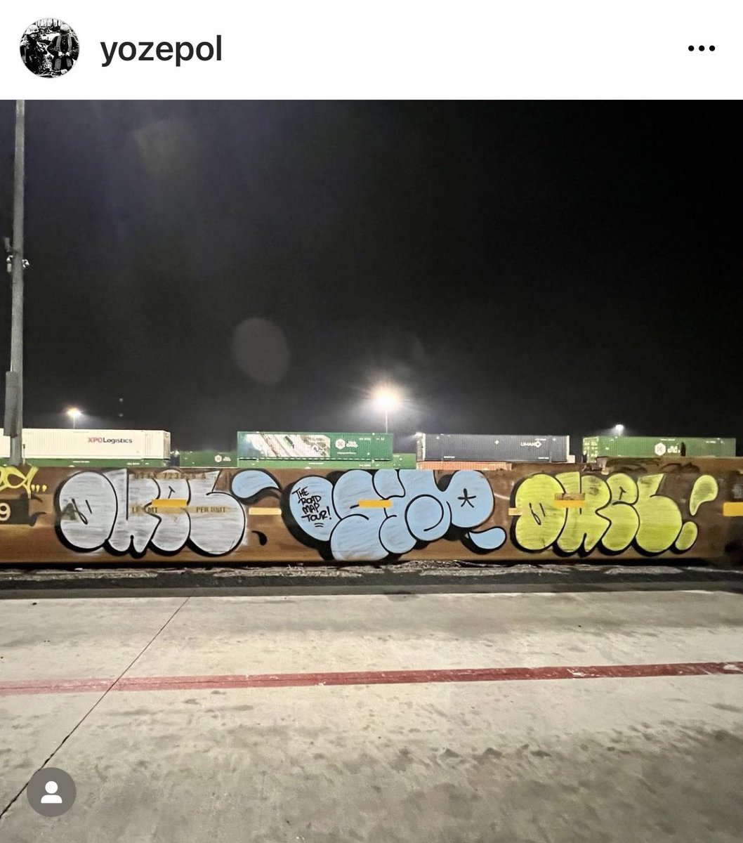 d1nyc's tweet photo. Sighting of the @theroadmaptour brothers D1 x  @GIZ_NYC Thank you @yozepol for the 🚂📸🙏🏼🙏🏼🤺🤺🤺 #theroadmaptour #duelris #gizmta #nycgraffiti https://t.co/0MEaAHZNGf