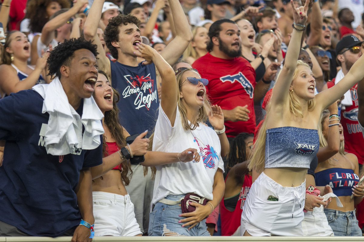 ProwlersFau's tweet photo. Recap of Saturday! #fullcrowd #beatcharlotte #packthestadium https://t.co/qey1jdSdTe