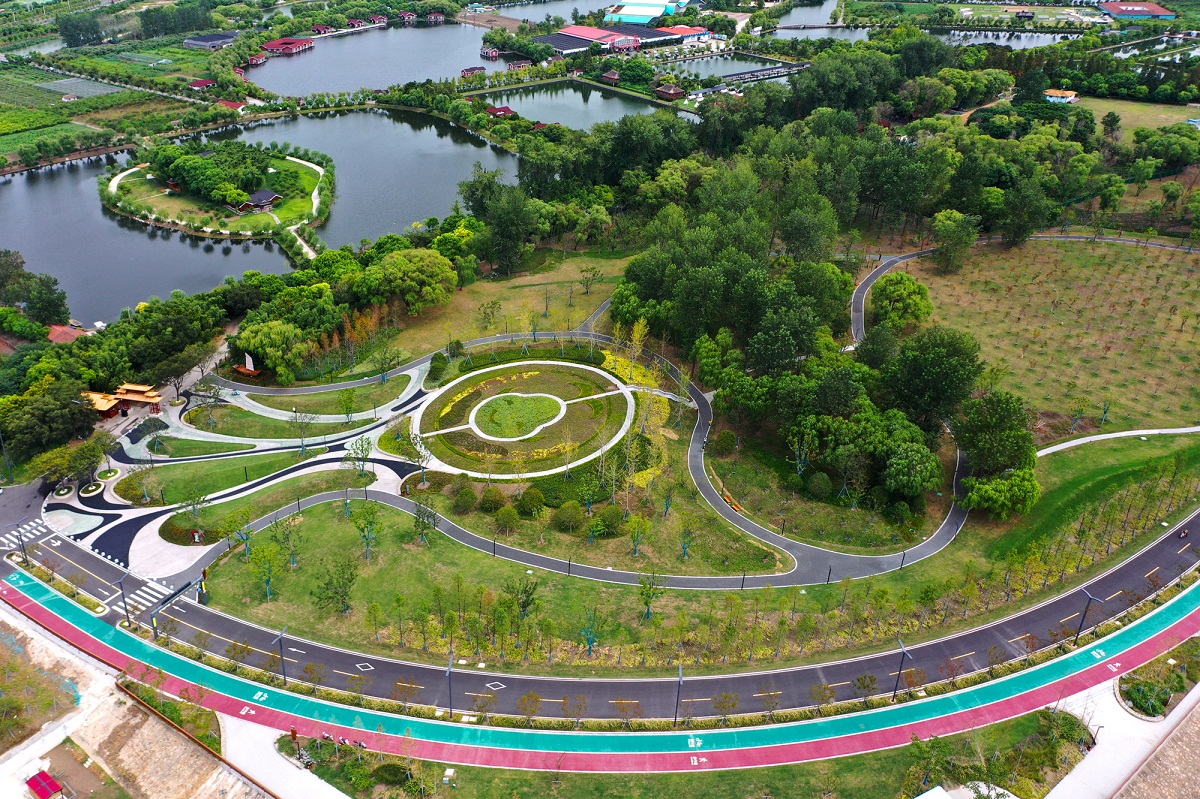 InvestNantong's tweet photo. Check out the pleasant landscape of #Nantong Economic and Technological Development Area (#NETDA), which has in recent years been sprucing up the environment to make the zone more comfortable to live and work in. #BeautifulNantong https://t.co/qLAB6Oyujc