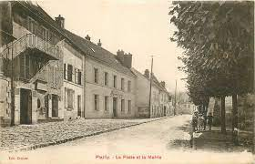 merlinpapin3's tweet photo. .@tbarnaud .@FredOL69007
408 - #CartePostaleCinéma : Faisons un voyage dans nos villages et villes dans nos beaux paysages français (Sur nos écrans de cinéma)
– Aujourd’hui #Plailly dans le Département de l’#Oise (60) https://t.co/oPDXHBeRxq