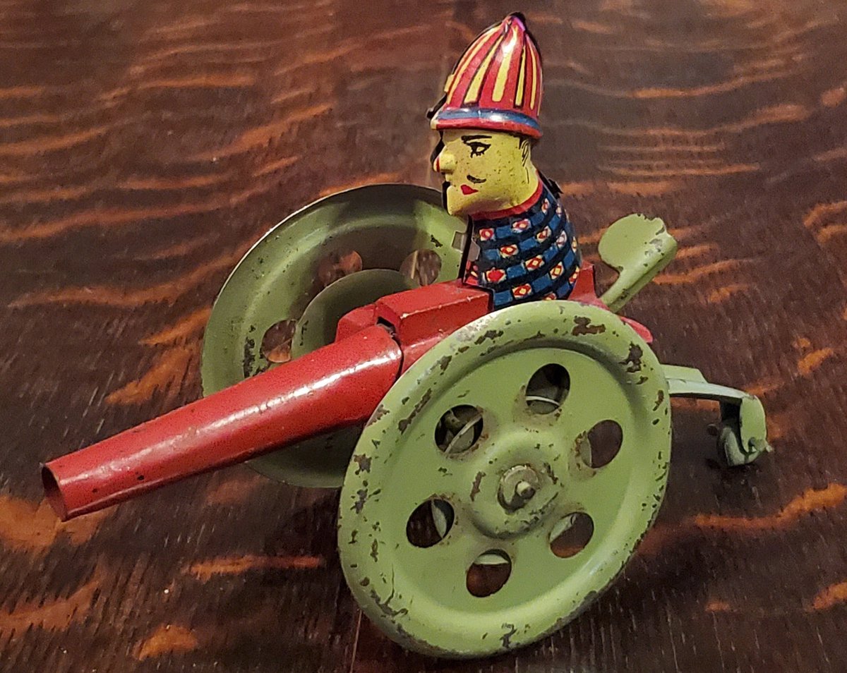 bkumar080's tweet photo. Vintage Tin Litho Mechanical Toy Cannon
 #Cannon #Mechanical #toy #litho #tin #Vintage #MarbleValleyVintage #EtsyEmail

👉https://t.co/8AqZWKHP3G https://t.co/GhgRwMiFh1