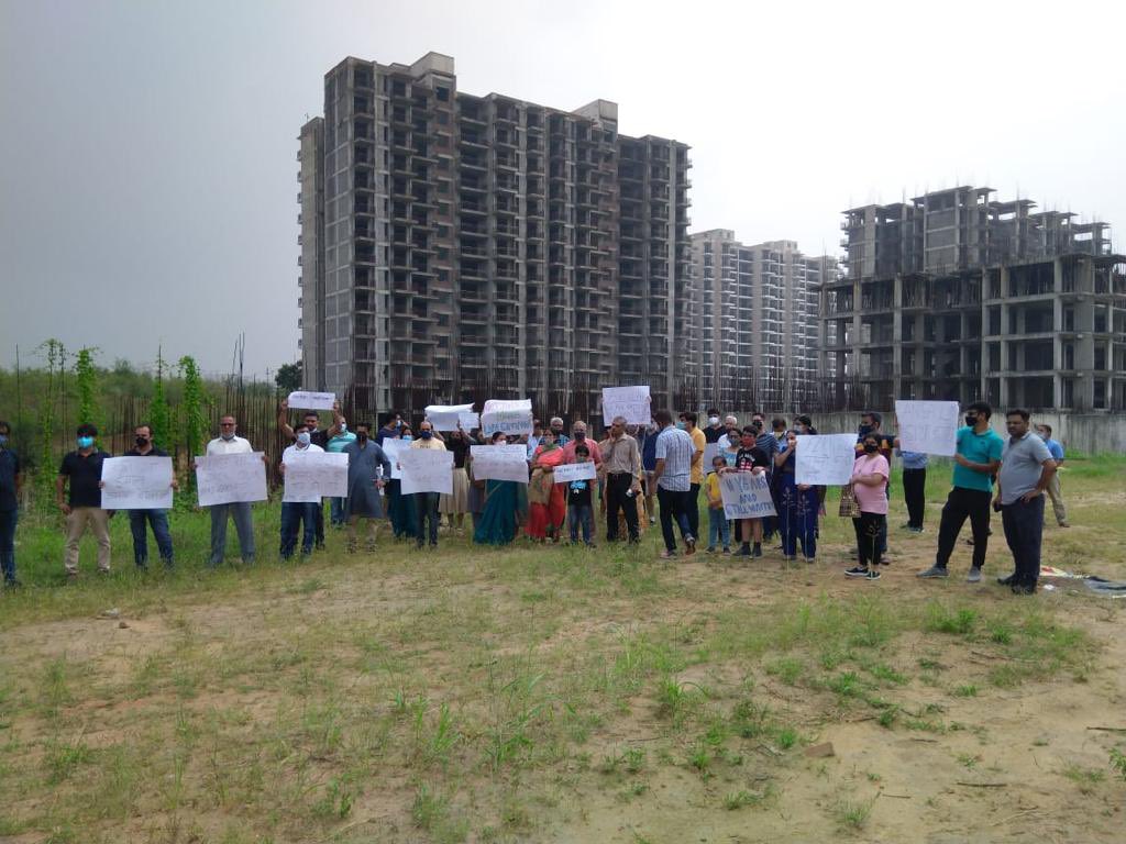 Rohverma's tweet photo. T-14 , Please arrange support , it’s been 11 years now and we all are struggling to get our house from Ansal , they don’t have future plans to complete Fernhill’s in sec-91. @narendramodi @DiprHaryana @anilvijminister @cmohry @mlkhattar @TOIGurgaon @aajtak @PMOIndia https://t.co/64JcpERUzK