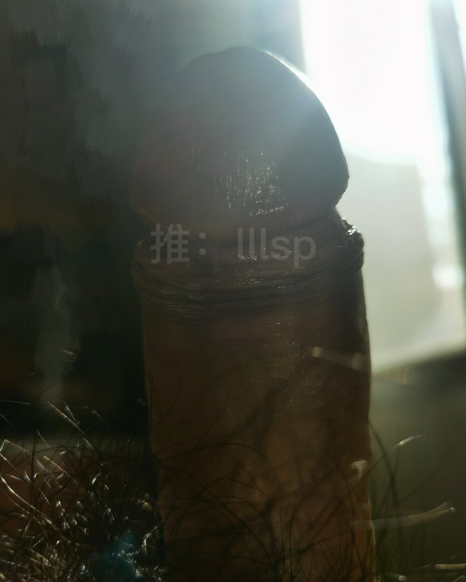 llspppp's tweet photo. 晒晒鸟，不知道能不能晒黑，真的好喜欢那些黑屌（黄种人的黑，不是黑人的黑） https://t.co/sJq7a5kCbS