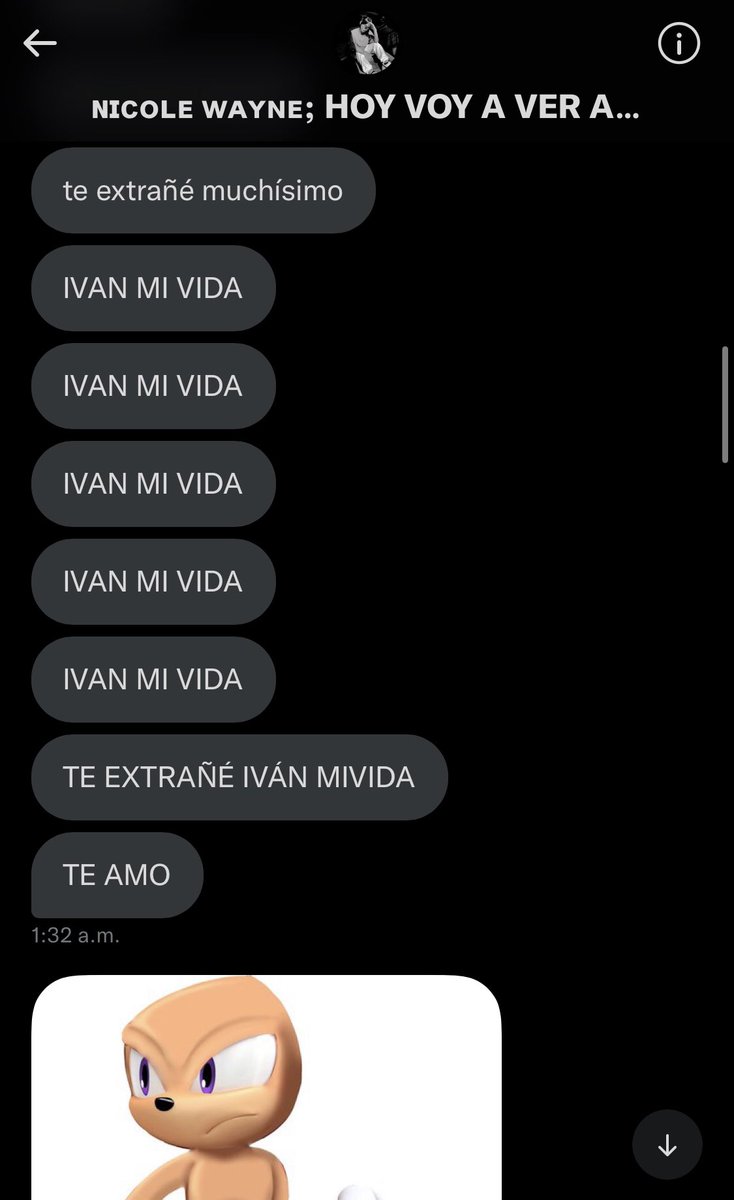 casi nunca presumo al amor de mi vida xq soy re senil para estas cosas pero miren q linda es