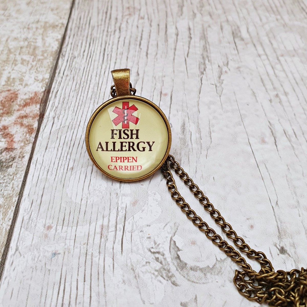 martisanne's tweet image. allergic to fish Pendant, soy sesame seafood shellfish allergy, Medic alert necklace, Medical ID jewellery, ICE allergy notification, epipen tuppu.net/5f810b0b #TMTinsta #EtsyTeamUnity #ShellfishAllergy