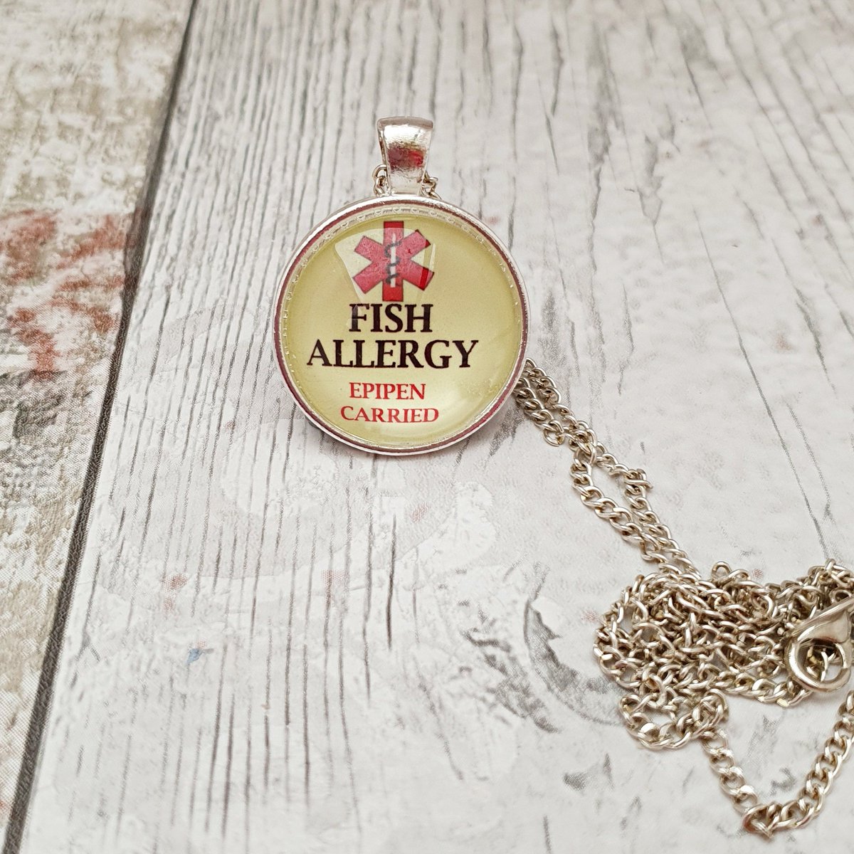 martisanne's tweet image. allergic to fish Pendant, soy sesame seafood shellfish allergy, Medic alert necklace, Medical ID jewellery, ICE allergy notification, epipen tuppu.net/5f810b0b #TMTinsta #EtsyTeamUnity #ShellfishAllergy