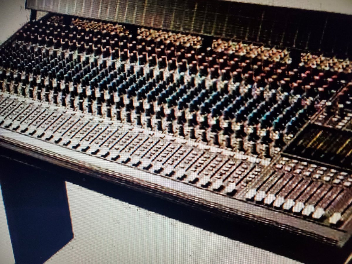 steventeaster's tweet image. Support #analogmusic