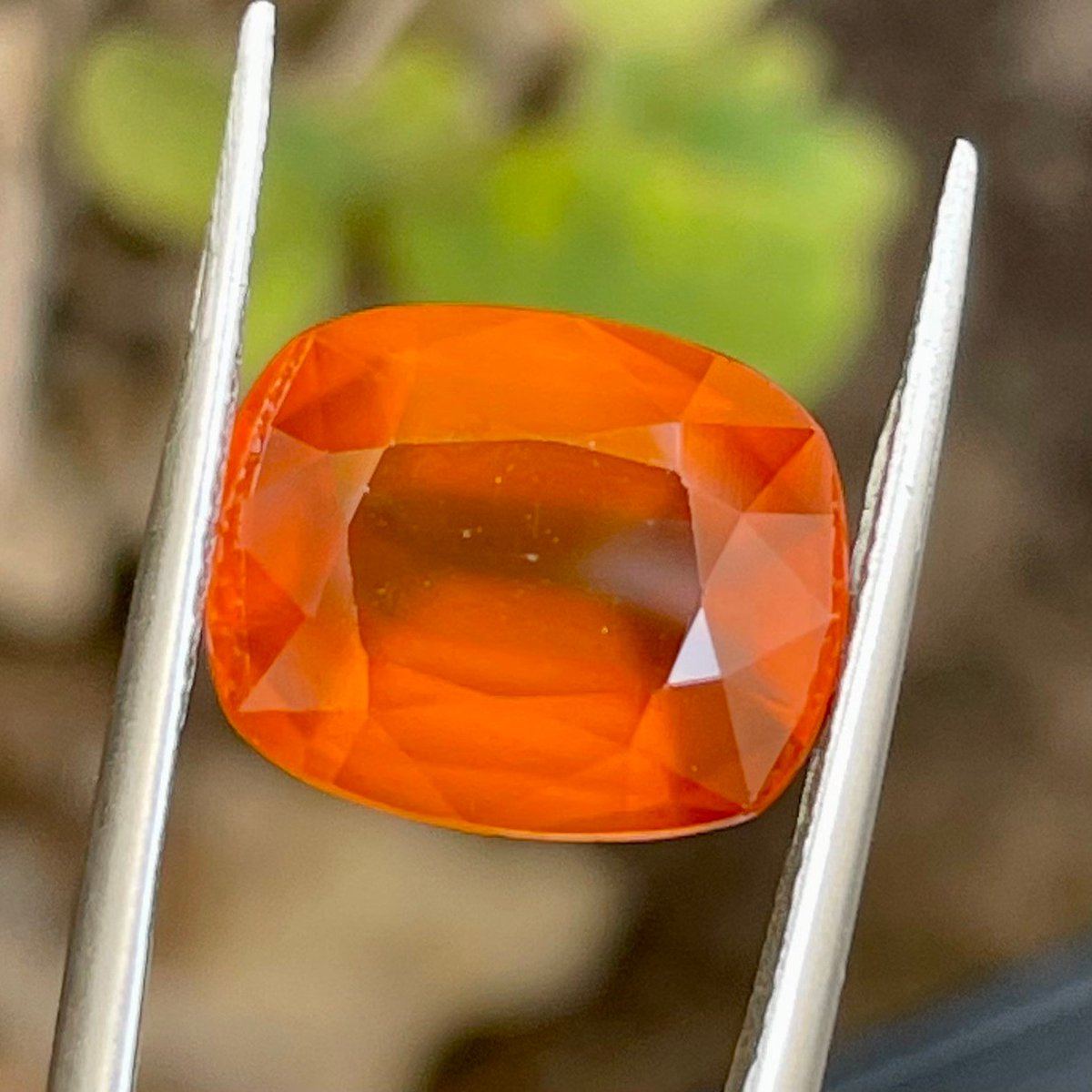 dilan_tests's tweet photo. Natural Faceted Hessonite Garnet Orange Color 7.20 Ct Gemstone For Necklace Jewellery Making
 #Faceted #CtGemstone #NecklaceJewelleryMaking #color #Garnet #Orange #Hessonite #finefacetedgems #EtsyEmail

👉https://t.co/e1tVvH18yL https://t.co/xLtkfiwqNc