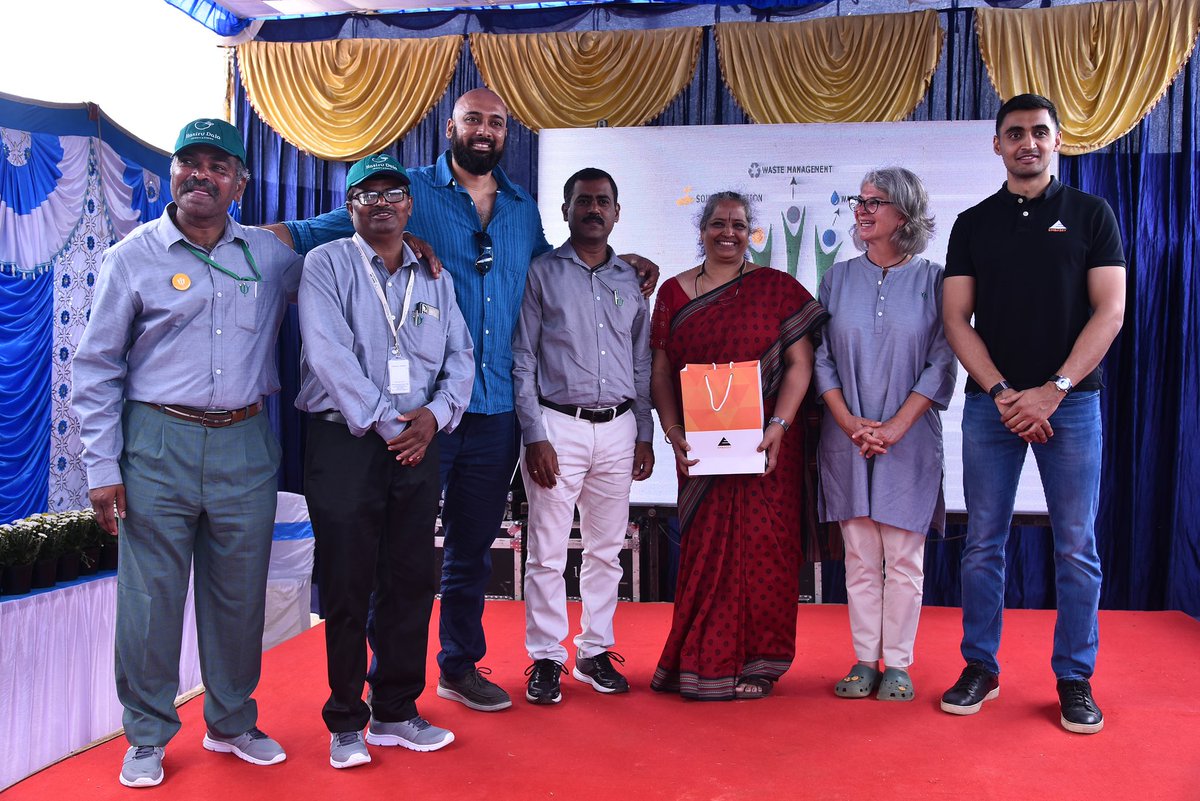 HasiruDalaInnov's tweet photo. We are proud to be the Operation Partners of the #EcoGram Project, An integrated #SolidWasteManagement System at #Bettahalasur #GramPanchayat. https://t.co/cU1YCBFrV6