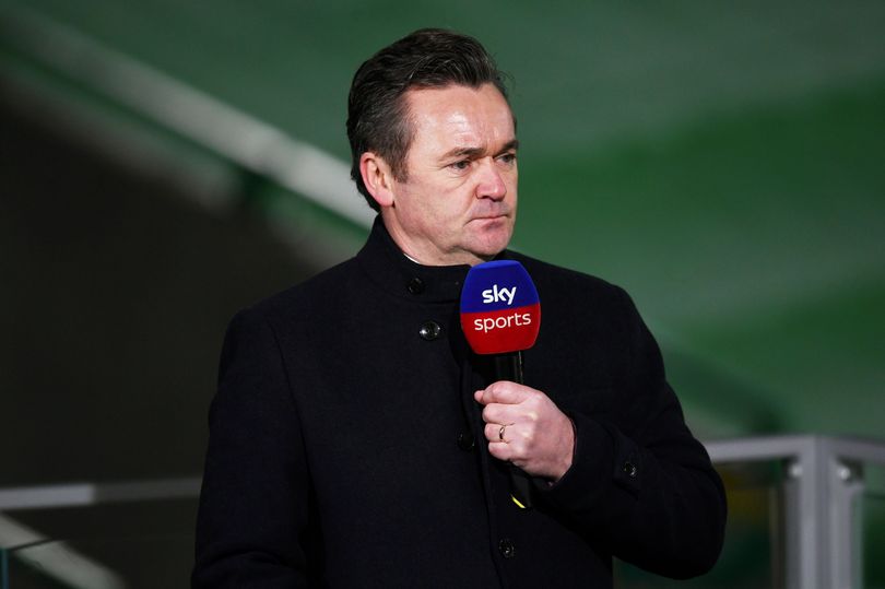 Andy Walker's Rangers title doubt as pundit says Celtic five-point gap would be 'tough' to claw back 🍀🔵

bit.ly/3B0iA3J