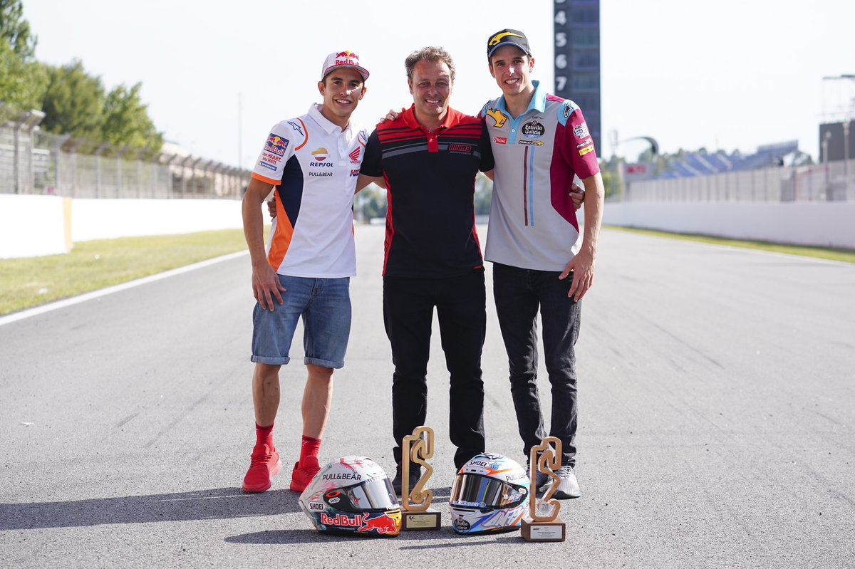 ACManagement_'s tweet photo. Desde AC Management anunciamos que de mutuo acuerdo separamos nuestros caminos con los hermanos Márquez tras 18 años de fructífera y exitosa relación.

📃Comunicado aquí: https://t.co/mHuiRywimo

#ACManagement #MM93 #AM73 https://t.co/FFZ6g3B2fr