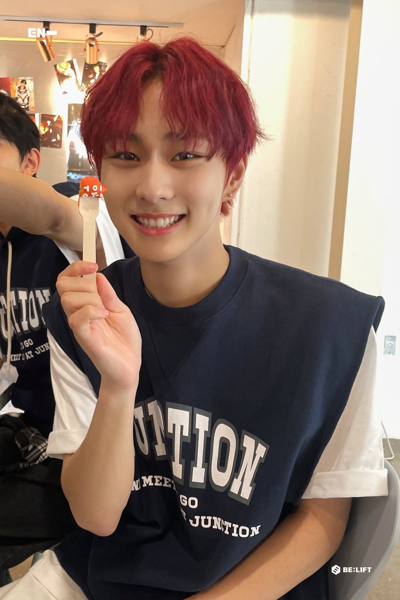 จองวอนยิ้มแบบนี้คื้อ555555555555555555