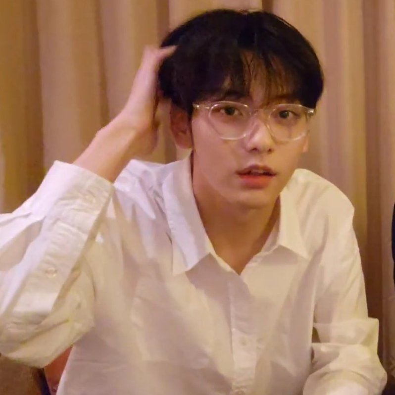 hourly soobin tweet media