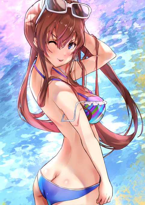 高坂さん

SHS+水着 