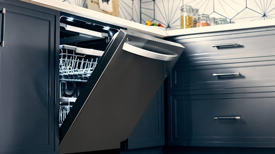 LG_KD_Philly's tweet photo. Go big for the end of summer. The LG QuadWash Steam Dishwasher can handle a party-worth of plates, sauce stains, and all. #LGPartyCleanup #LGUS #LGFam
@LGUS @LGGabyRivera1 https://t.co/nd4jRf2x5C