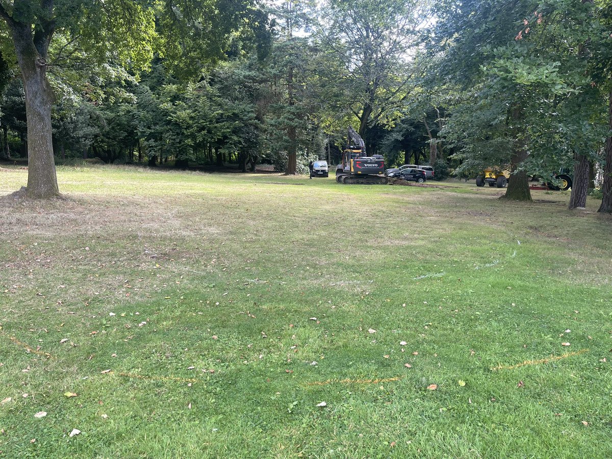 Southwest Greens UK (@swgreensuk) on Twitter photo All set up and ready to start our latest project - always good to have <a href="/BlinderBunker/">Profusion & Blinder</a> on site with the shaping skills required to create a dream back garden <a href="/SWGConstruction/">Southwest Greens Construction</a> #homegolfholes All set up and ready to start our latest project - always good to have <a href="/BlinderBunker/">Profusion & Blinder</a> on site with the shaping skills required to create a dream back garden <a href="/SWGConstruction/">Southwest Greens Construction</a> #homegolfholes