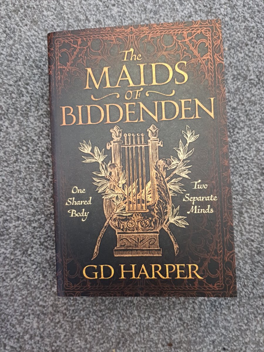 leftontheshelf1's tweet photo. I am so looking forward to reading this little beauty. #BookMail nice and early for the upcoming #BlogTour
#TheMaidsofBiddenden by #author @harper_author TY @Lovebookstours
https://t.co/FxLE5TieQ6
#BookTwitter #BookTour #blogtours #readerscommunity https://t.co/aqQcwHIpj9
