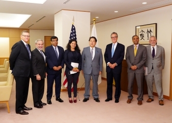 外務省 on Twitter