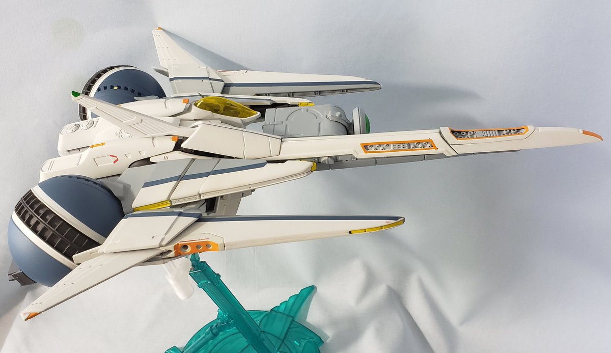 KowMatsu's tweet photo. #飛行形態のロボットを貼るよ
#CruiseChaser
#BLASSTY
#COLEOPTER https://t.co/tERTC5gIBh