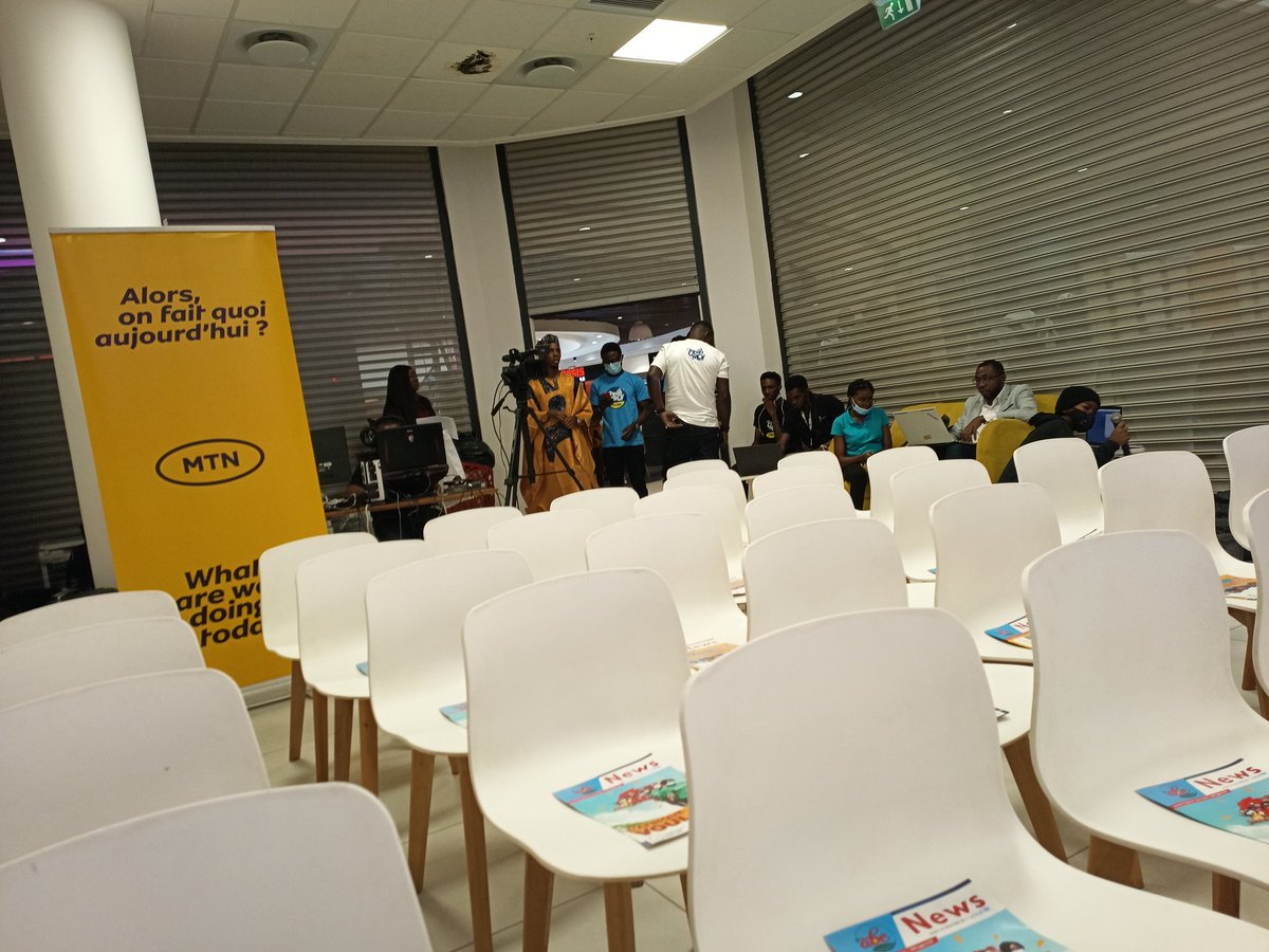 matango_club's tweet image. Journée Mondiale du blog
Aujourd&apos;hui c&apos;est le lancement des nouvelles formules de @voilamoimedia à Douala Grand Mall. 

#BlogDay2022
 #ABCBlogDay
#ABCCARE
@BloggersCM 
@MTNCameroon