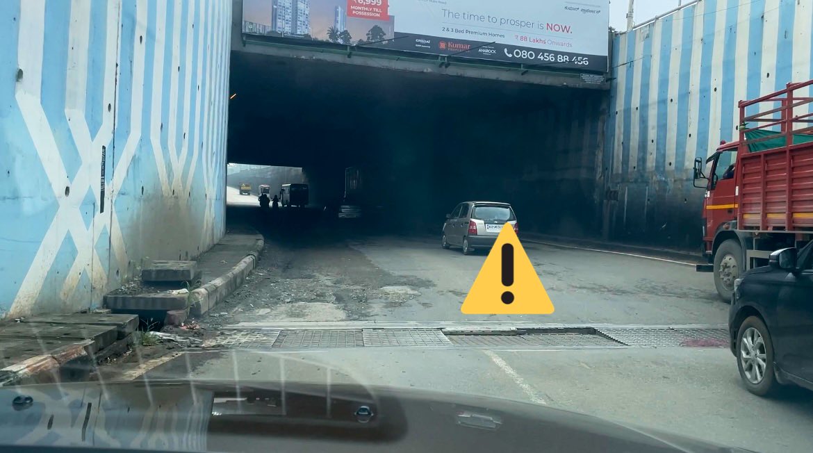 ranganmk's tweet photo. @BbmpchdTeam @BBMPCOMM the hennur underpass is in a very bad state. And huge traffic pile up happens due to the damaged drainage and big potholes. This is a threat to 2 wheelers especially during rain. https://t.co/cuYrpCFosv
