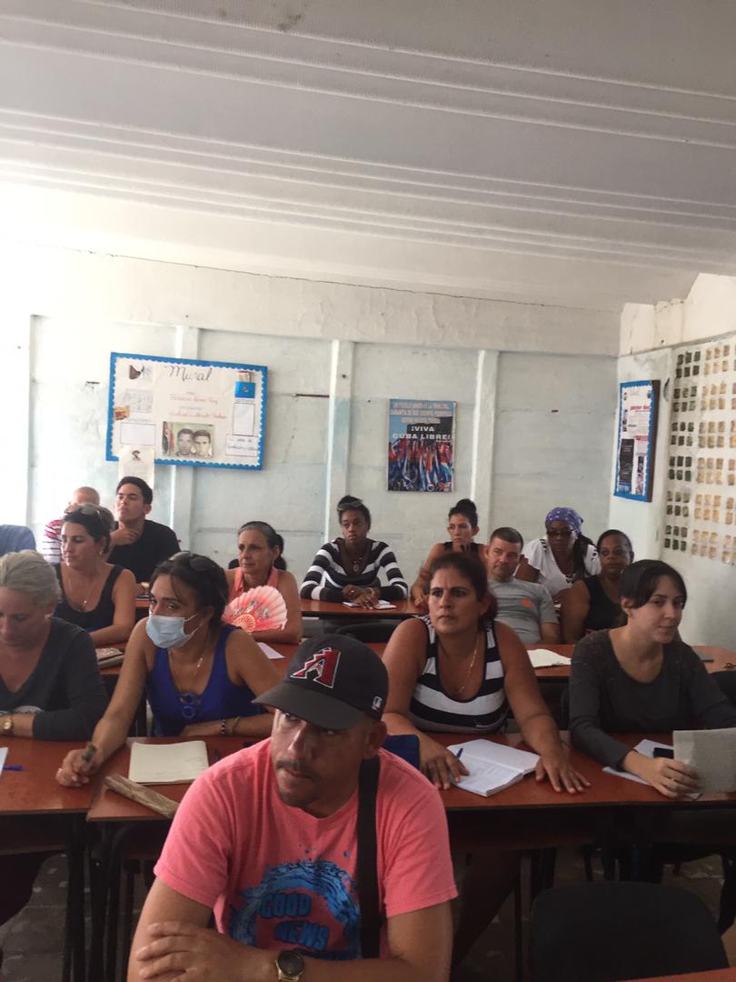 IGorriaran's tweet photo. Se desarrolla el Seminario de Preparación del curso escolar 2022-2023 en nuestra Institución Educativa.
#EducaciónMayabequeMelena
#CubaViveYTrabaja
#CubaMined https://t.co/6Net6fAfQf