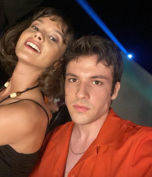TelevizyonGaze's tweet photo. DEV ANKET 💥

#ZeyÇağ ise beğen ve rt
#SüsÖm ise yorum yap

Takip etmeden kullanılan oylar geçersizdir📌 https://t.co/AZumOgSYM9