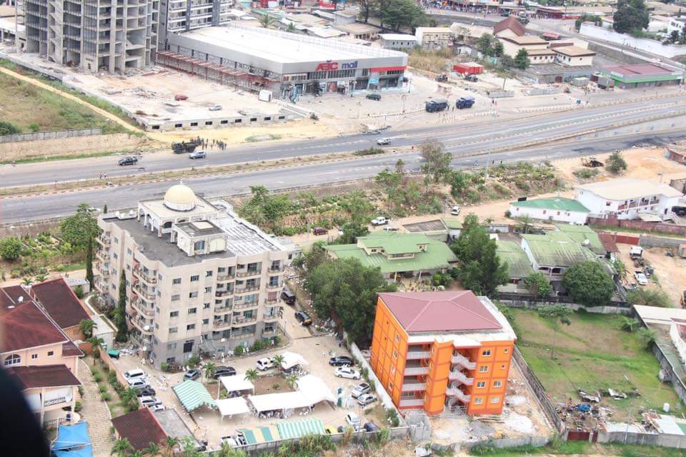 Cosa76's tweet photo. #Gabon🇬🇦 #LeContentieuxElectoral2016Demeure
#Aout2016 à #Aout2022 -> 6 Ans❗ #Commemoration2022 #PourNosMartyrs #Justice #NousNoublieronsJamais
*#ELECTIONS =CARNAGE DE POPULATIONS/ BOMBARDEMENT DE QG DES ADVERSAIRES* #PlusJamaisDElectionsFrancafricainesAuGabon @PRJeanPing @un https://t.co/w0A5TA1oPE
