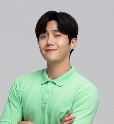 He looks so gooddd🥹😍🥹😍