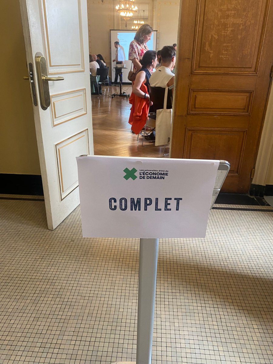 EC2027 Collectif (@ec2027collectif) on Twitter photo Salle complète et très enthousiaste pour notre workshop dédié à l'économie circulaire à l'occasion des #UEED2022 organisées par le <a href="/Mouv_ImpactFr/">Mouvement Impact France</a>! Toute entreprise peut entamer sa transformation dès demain ! <a href="/Ecologie_Gouv/">Ministères Territoires Écologie</a> <a href="/Jean_MOREAU_/">Jean MOREAU</a> @caroliney9 <a href="/pesaintesprit/">Pierre-Emmanuel Saint-Esprit</a> Salle complète et très enthousiaste pour notre workshop dédié à l'économie circulaire à l'occasion des #UEED2022 organisées par le <a href="/Mouv_ImpactFr/">Mouvement Impact France</a>! Toute entreprise peut entamer sa transformation dès demain ! <a href="/Ecologie_Gouv/">Ministères Territoires Écologie</a> <a href="/Jean_MOREAU_/">Jean MOREAU</a> @caroliney9 <a href="/pesaintesprit/">Pierre-Emmanuel Saint-Esprit</a>
