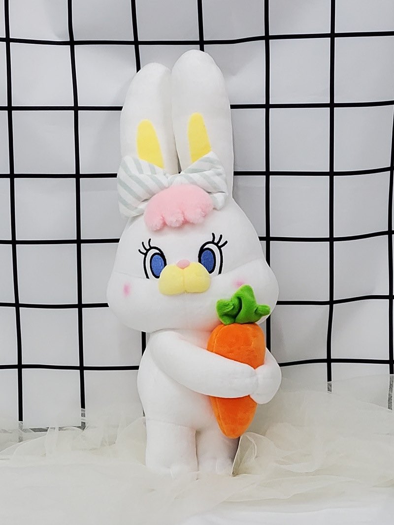 lucy83jh's tweet photo. #rt이벤트 
우리 정국이 생일축하해💜
토끼 인형🐰
(🥕분리 가능. 15cm가방고리인형)

🥕국내아미,3분
시간되실때 싸이트 구경도 오세요! 
🌱https://t.co/wLXP10Ii6S
(찜 해주시면 감사합니다🙇🏻‍♀️)

#정국생일ㅊㅋ 
#정국아_26번째생일축하해
#HappyJungkookDay 
#HAPPYJKDAY 
#정국아사랑해 https://t.co/NxerHKP7W3