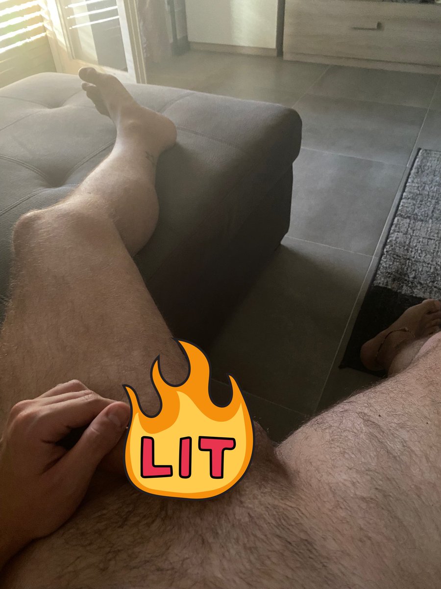 michael12762399's tweet photo. Un massaggio adesso… #slave #gay #pigbuy #now https://t.co/q68xW6njos