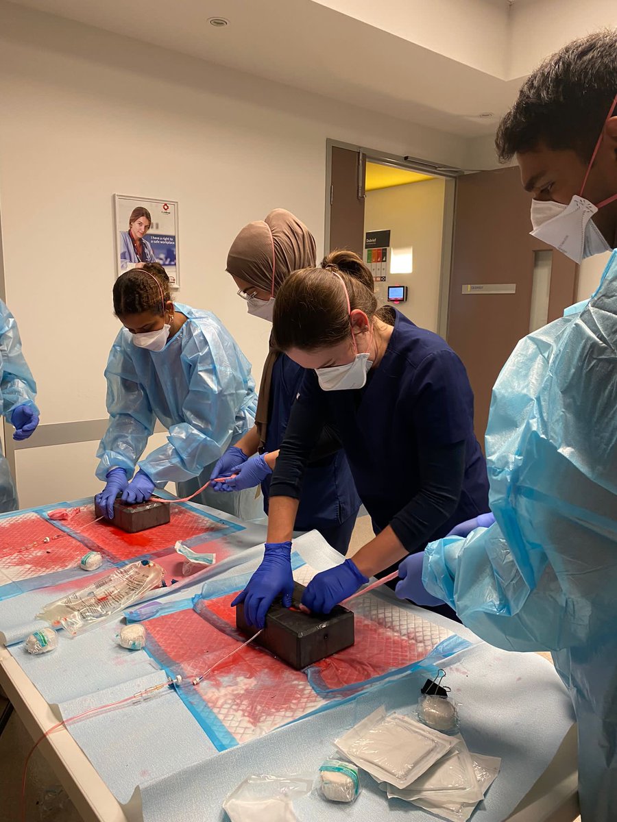 EmergEdu's tweet photo. An excellent #trauma super-session organised by @lukemphillips for our Emergency Registrars today. 

Haemostatic suturing, tourniquets and wound packing, severe facial bleeding skills stations followed by some great trauma sim. 

@Bourne4ED @dmccreary85 @DocSBroderick https://t.co/d3MdrOI1CN