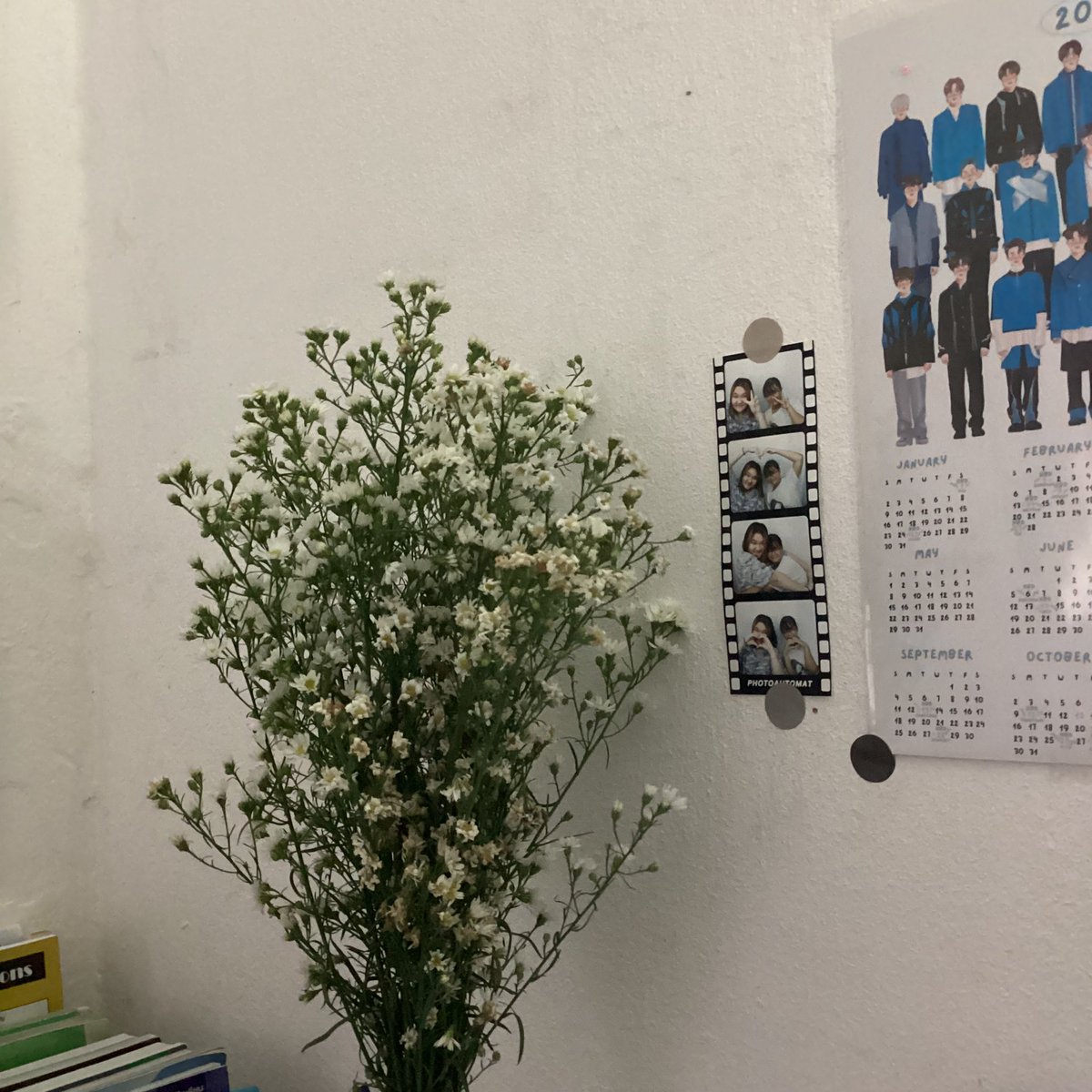 Overnight (@23narguel) on Twitter photo 
