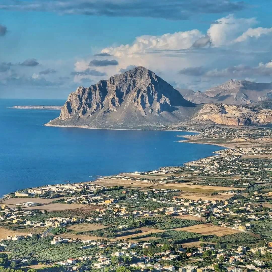 Gianchi60's tweet photo. #Palermo #Sicilia #Sicily #montecofano #erice #sanvitolocapo #photo https://t.co/16GUF5L58X