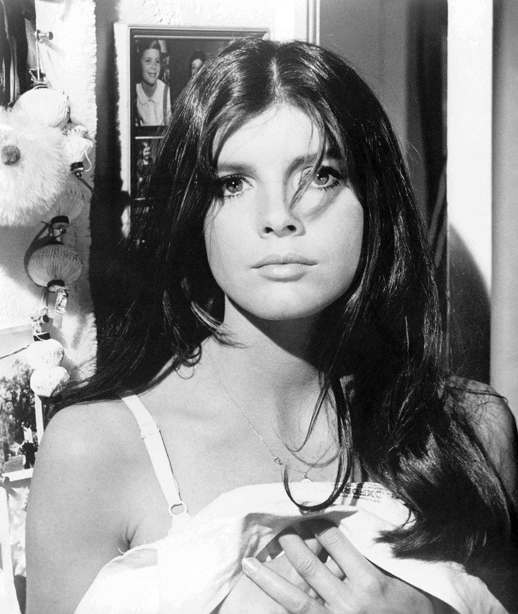 VintagePhotos on Twitter: "Katharine Ross"