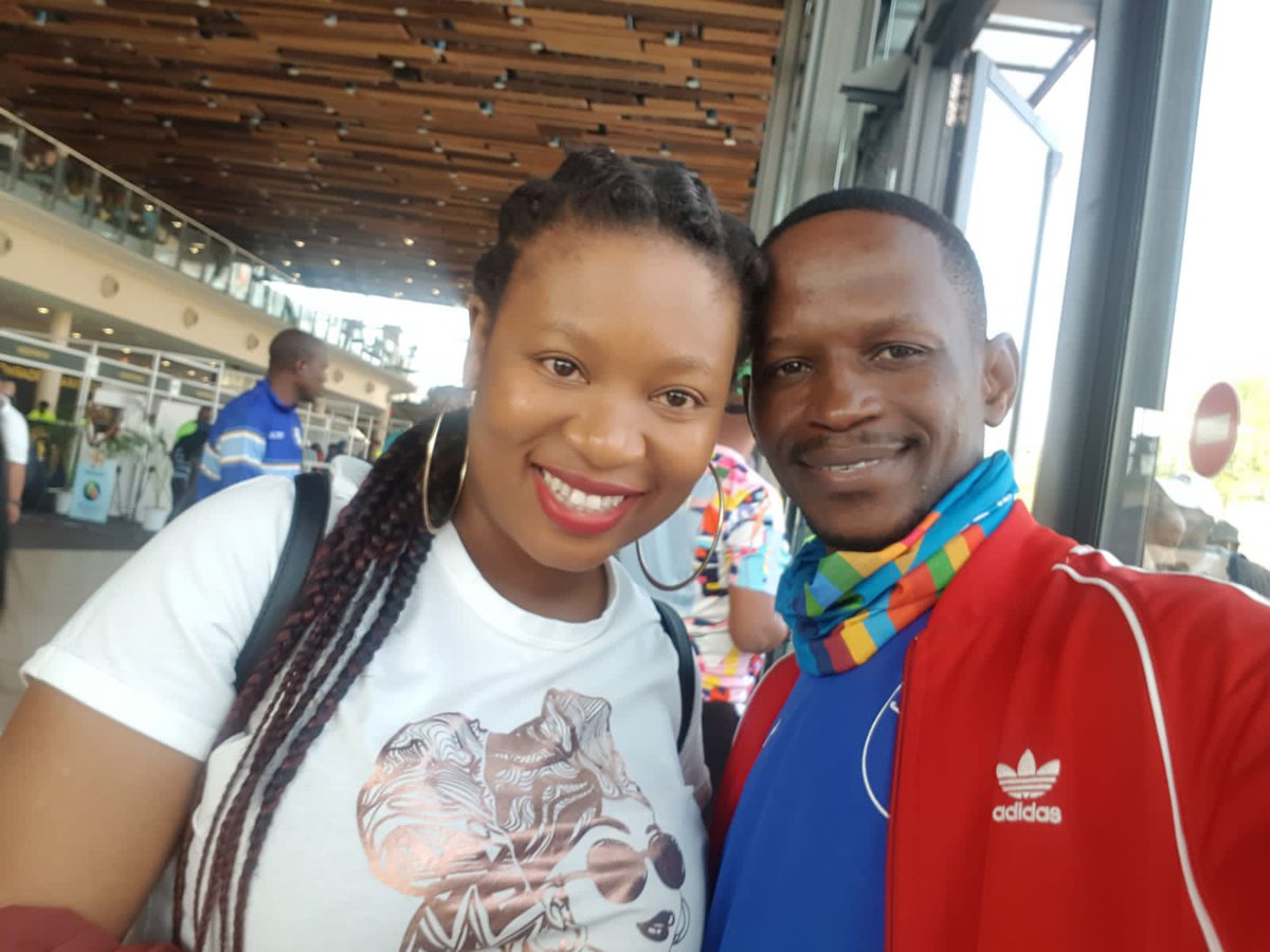 GontseBee's tweet photo. Bekumnandi bafethu angfun ukungasho ✌🏼 to everyone I met for the 1st time, the usual suspects and the strangers that are now part of the movement, let's do it again next year fam ❤👊🏼
#SupportingAboMgijimiWithFord 
#Comrades2022 
#RunningWithTumiSole 
#IssaMovement https://t.co/2DvKhd523v