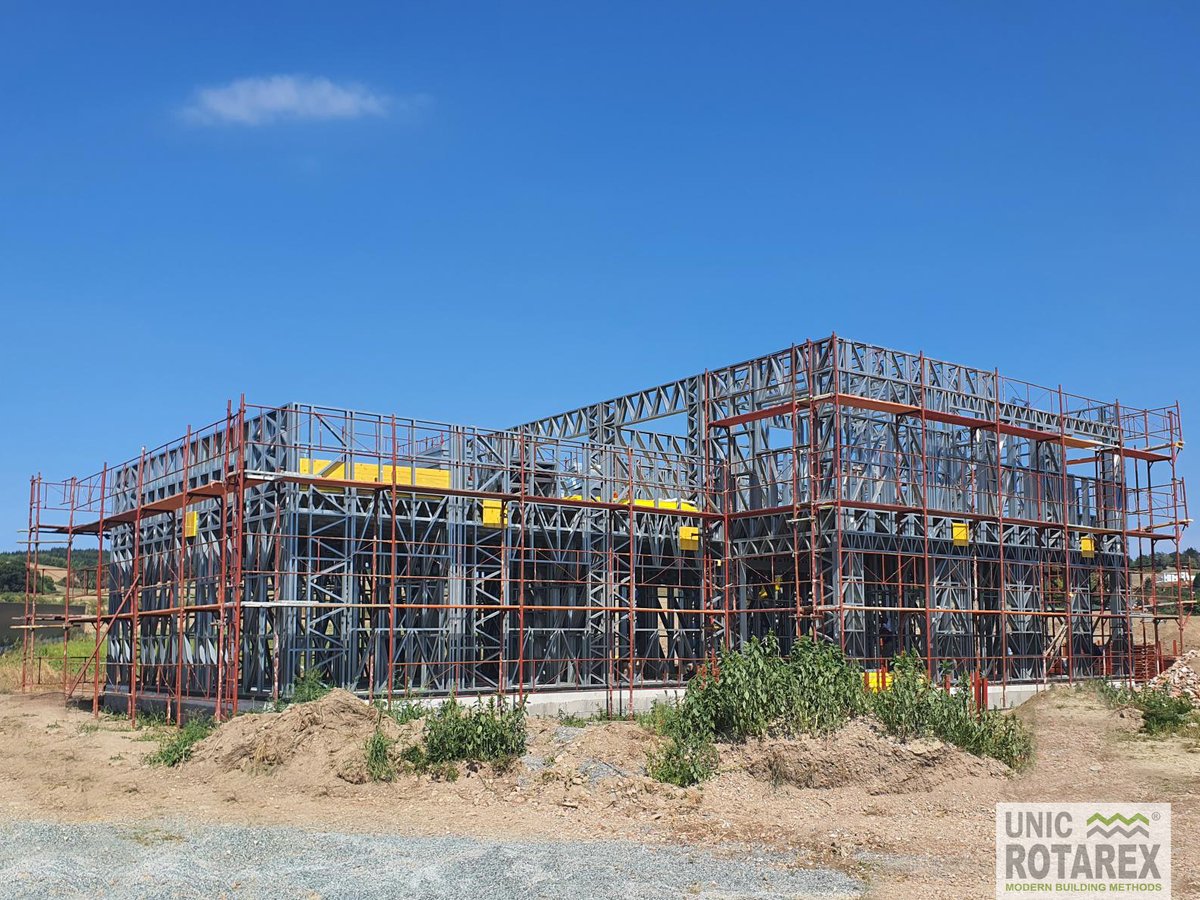 UnicRotarex's tweet photo. → https://t.co/xZBLw0ySmz 📞 0040 371 787 888
👨‍👩‍👧‍👦🏠 Steel structure for 2 floor family house in Austria - 127 m²
#steelframehouse #Sweden #casametalica #structurimetalice #prefab #steelframing #lightweightsteel #metalbuilding #steelconstruction #steelstructure #steel #structure https://t.co/KhydQ1Q0gb