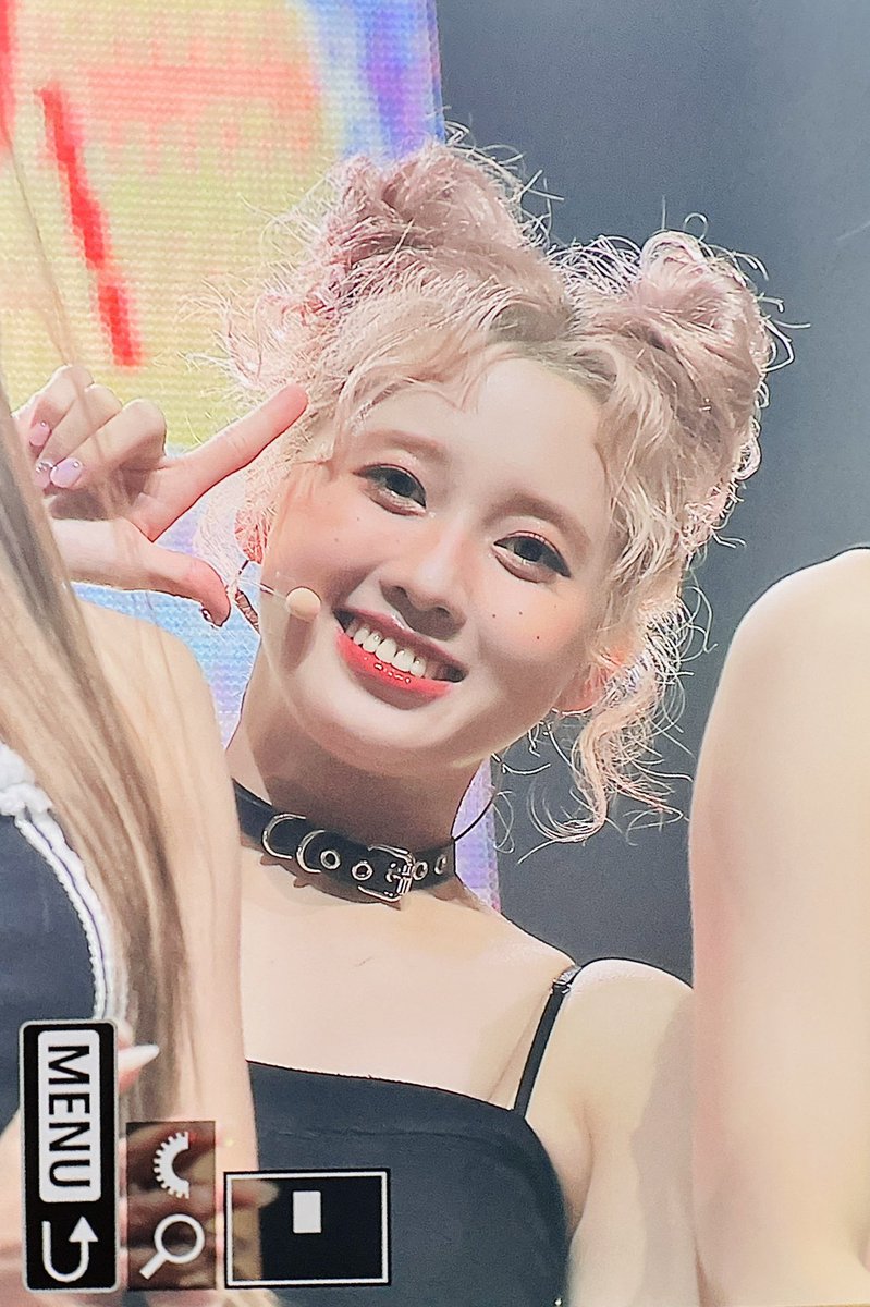 narangsz's tweet image. 이 … 이 초절정 깜찍이 어떡함???? 한입 가득 물고싶음…….