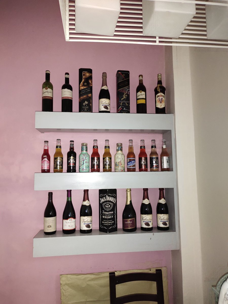 shxwity_ken's tweet photo. what's in mischa's house part 1. #houseraid #pushf2f https://t.co/7tYdiO07iA