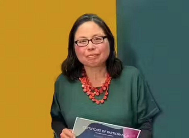 AdultLearningAu's tweet photo. Meet Yasuko who after years at home raising a family has returned to learning and is putting her new skills to great use. Sharing stories of successful adult learners inspires others. #ALW2022 #ConnectWithLearning https://t.co/IdIWmXg5Uo https://t.co/RucsFvCkRB