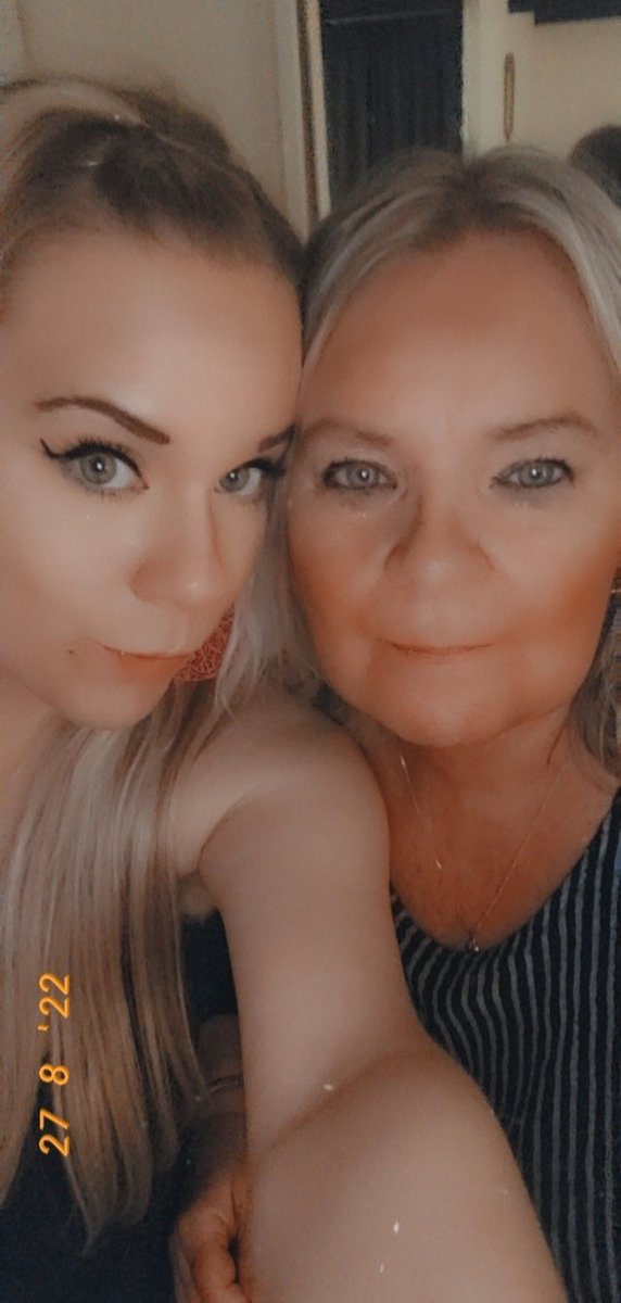 I had a lovely weekend, tho. But boiiii, do I need a break from alcohol for a while 😅.